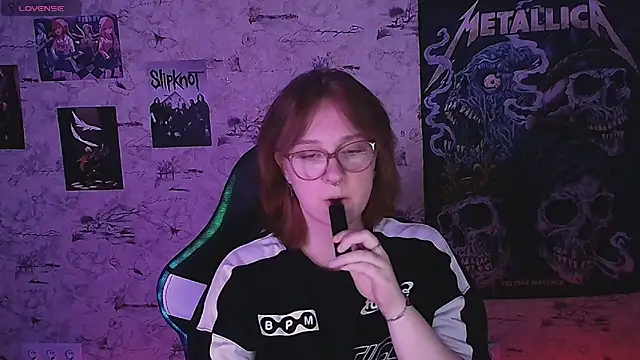 חדר צ'אט בשידור חי של Rudy_02