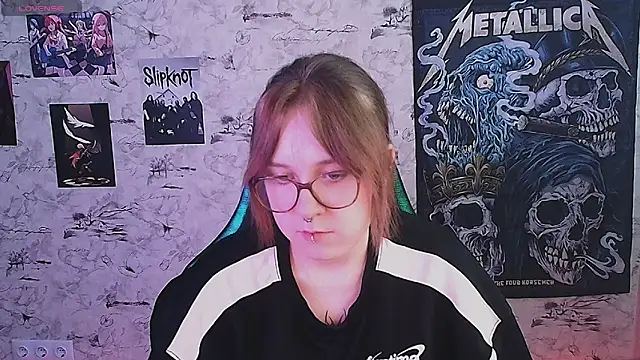 חדר צ'אט בשידור חי של Rudy_02