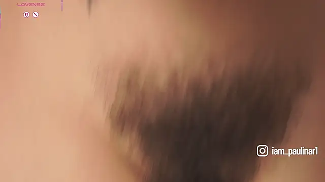 Paulinaisyour Live Chatraum