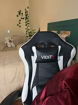 Živá chatovací místnost S_Beck