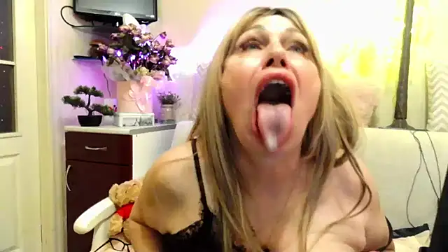 SusieNoreen Live Chatrum