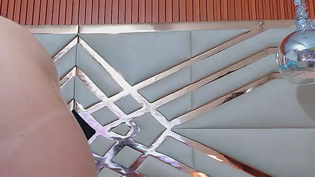 Sluttyandmature 실시간 채팅방