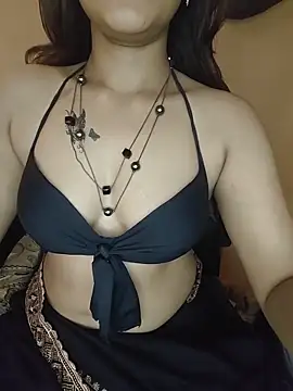 Sexy-Aarushi live-chat rom