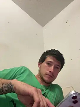 AlecurClit's Live Chat Room