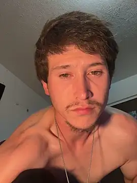 AlecurClit Live Chatraum