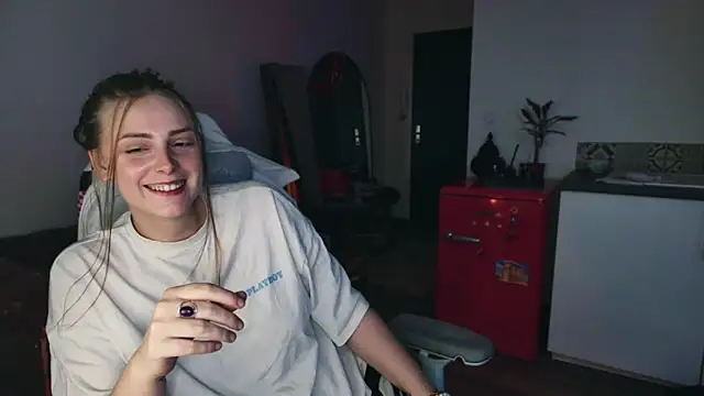 Chat soba uživo modela Celeste_Off