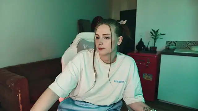 Živá chatovací místnost Celeste_Off