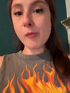 Dina_Tease Adlı Modelin Canlı Sohbet Odası