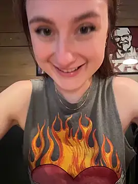 חדר צ'אט בשידור חי של Dina_Tease