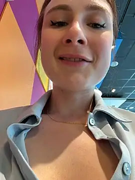 Dina_Tease – live chatrum