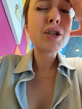 Živá chatovací místnost Dina_Tease