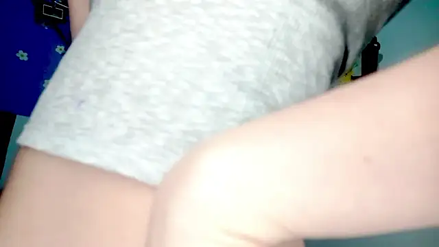 Pokój czatu na żywo – PetiteIvoryQueen19