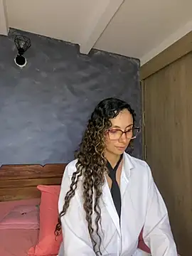 MafeeRoss Adlı Modelin Canlı Sohbet Odası