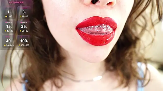 alma_yammy Adlı Modelin Canlı Sohbet Odası