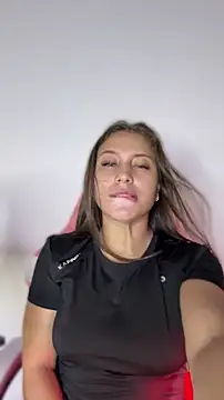 غرفة دردشة ScarletVelvetX المباشرة