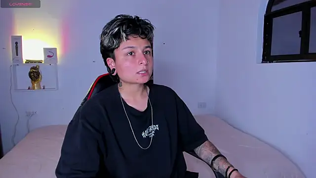 ZuryRamirez_ чат на живо