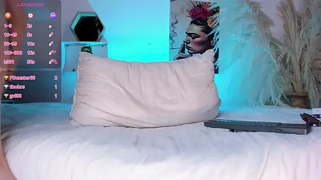 ZuryRamirez_ Live chatroom