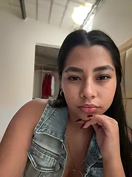 غرفة دردشة darsha_90 المباشرة