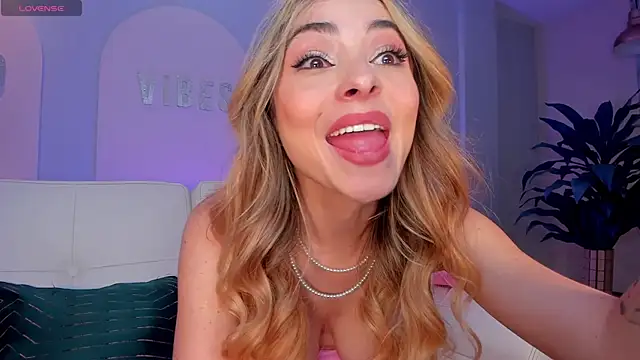 StacyWoods – live chatrum