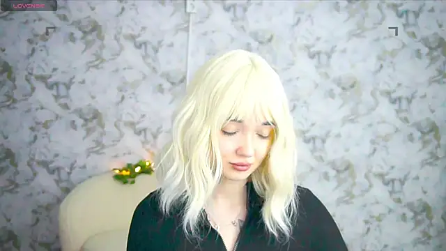 חדר צ'אט בשידור חי של Ashley_S