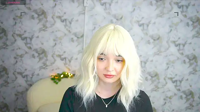 Ashley_S Adlı Modelin Canlı Sohbet Odası