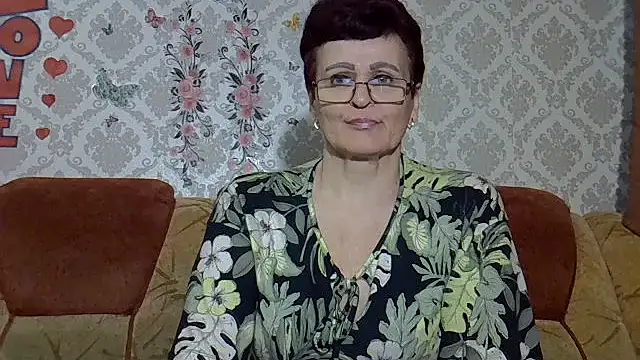 PaulaGolden's Live Chat Room