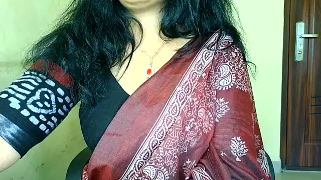 Mallu_MayaMadhav's Live Chat Room