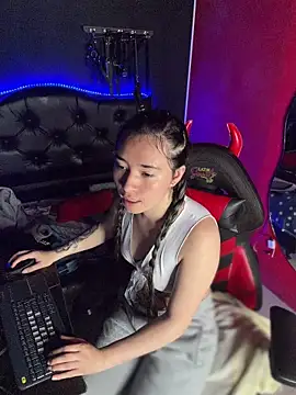Sophie_LS – live chatrum