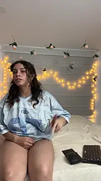 חדר צ'אט בשידור חי של Sarabubbie