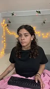 Sarabubbie Adlı Modelin Canlı Sohbet Odası