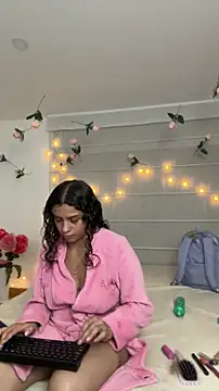 חדר צ'אט בשידור חי של Sarabubbie