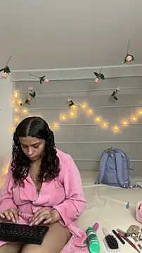 Sarabubbie Adlı Modelin Canlı Sohbet Odası