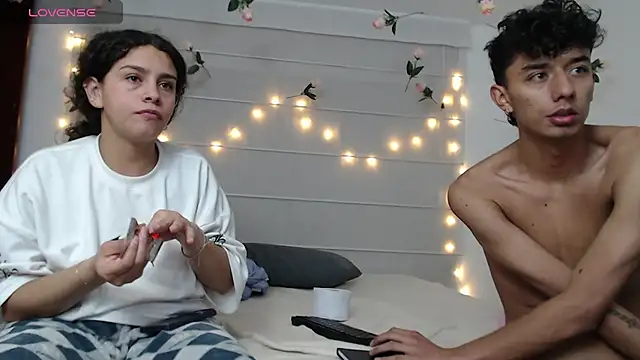 Sarabubbie live-chat rom