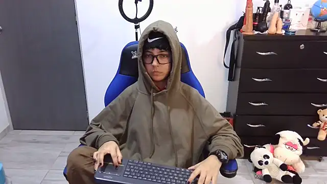Sala de chat ao vivo de thomascooper7