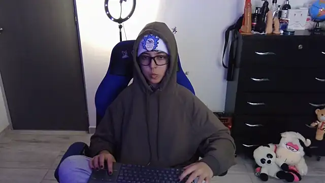 Živá chatovací místnost thomascooper7