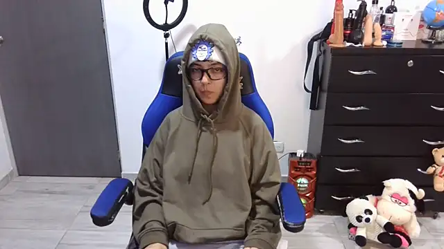 Chat soba uživo modela thomascooper7