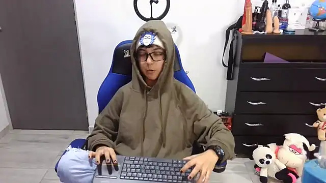 חדר צ'אט בשידור חי של thomascooper7