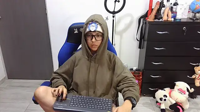 Živá chatovací místnost thomascooper7