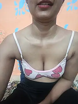 C-u-t-e-Sh-a-r-ma_Ji Cameră chat live