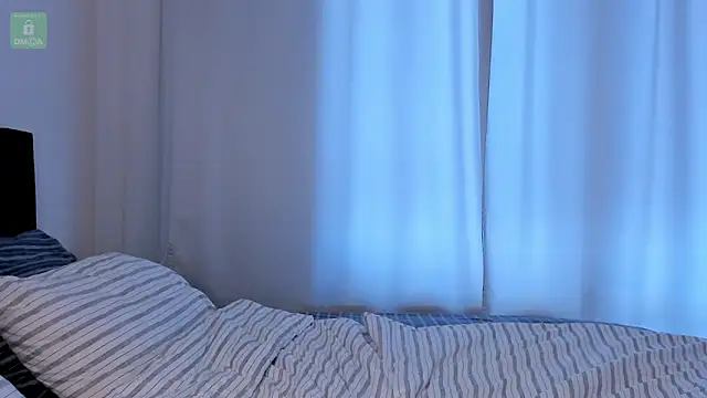 Sala de chat ao vivo de erika_hoiree