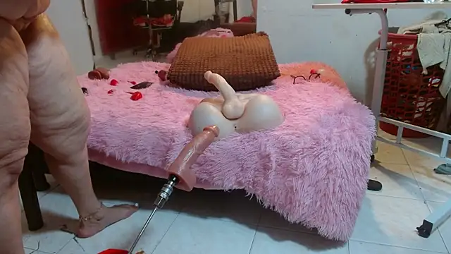Sala de chat ao vivo de PervertedMature
