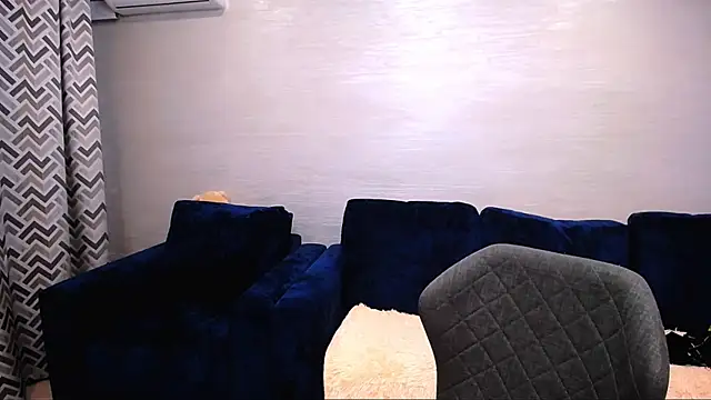 Incredible_Ariela Live Chatraum