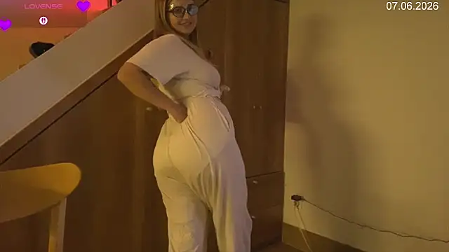 JacyWinslat Adlı Modelin Canlı Sohbet Odası