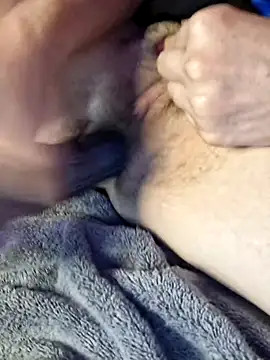 Živá chatovací místnost Cutebitch@xh