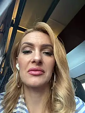 CataleyaKirk Live chatroom