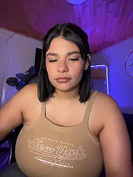 Isabella_boobd Ruang Obrolan Langsung