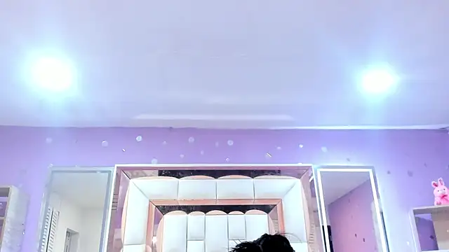 Sala de chat en directo de scarlette_15_