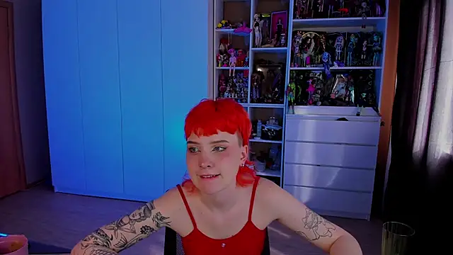 School_Love Adlı Modelin Canlı Sohbet Odası