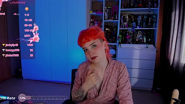 School_Love Adlı Modelin Canlı Sohbet Odası