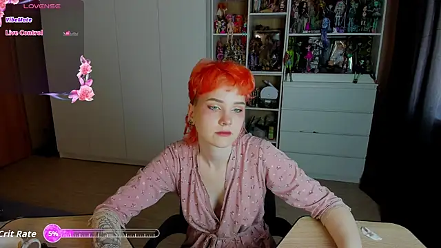 School_Love's Live Chat Room